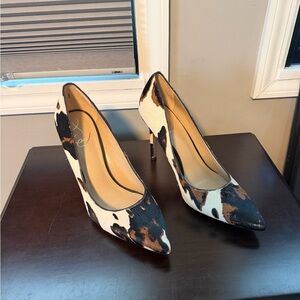 Sam Edelman: Women’s Cowhide Print Pointed Toe Pumps - Brown/Black/White